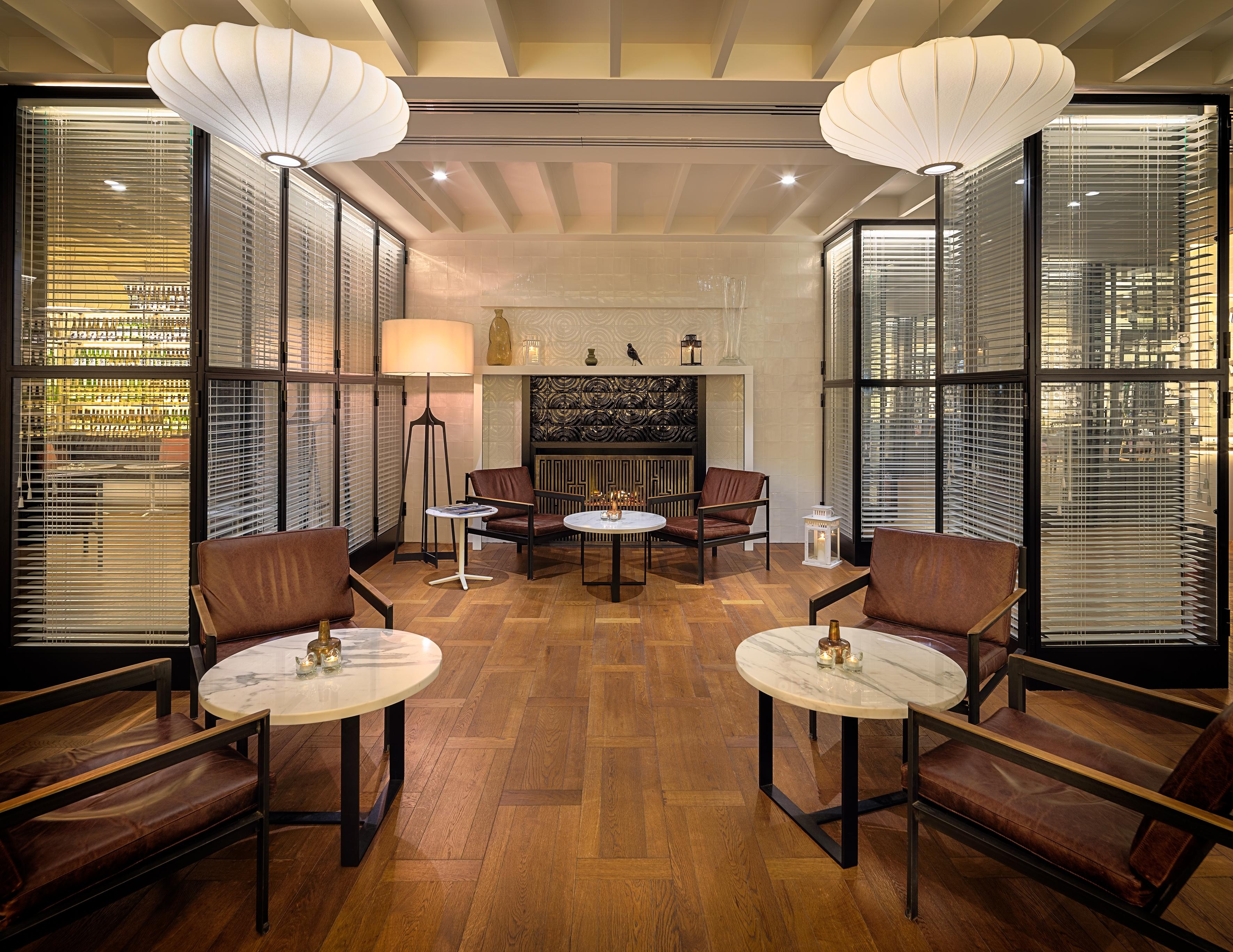 H10 Universitat Hotel Barcellona